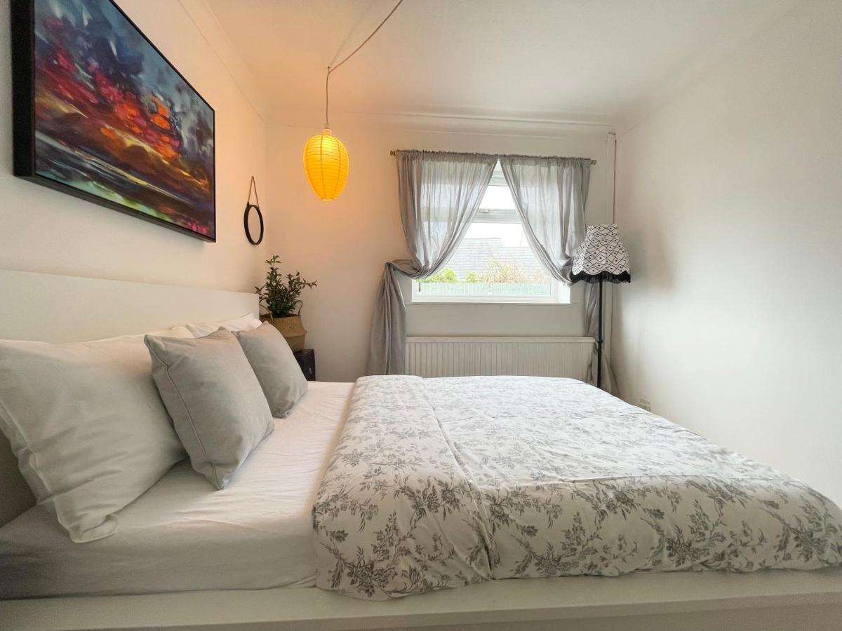 The Barefoot Bungalow In Picturesque פרסטאטין מראה חיצוני תמונה